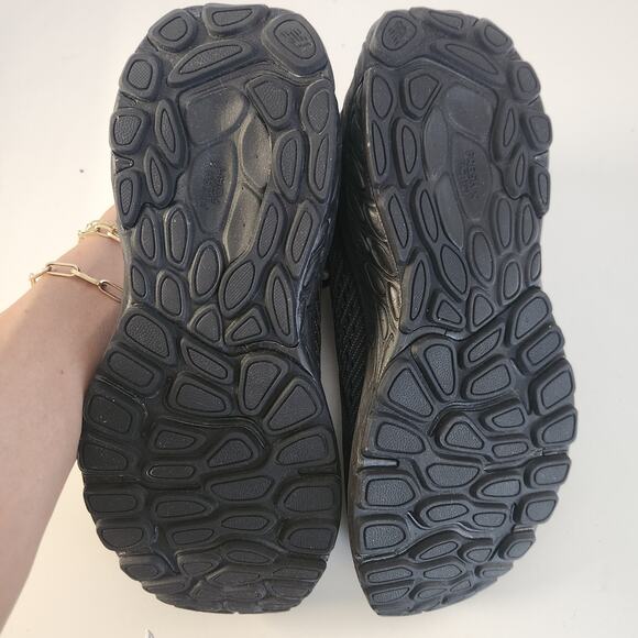 New Balance Women's Fresh Foam X 860 V13, Black/Lead/Black Metallic, 8.5 - Picture 8 of 8